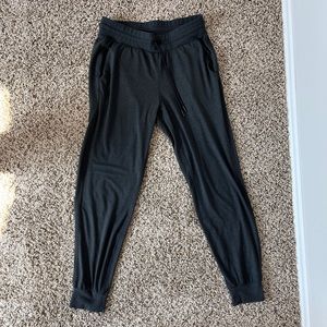 Athleta Uptempo Jogger Size S Charcoal Gray